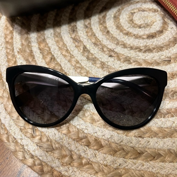 Versace Sunglasses - Picture 2 of 6